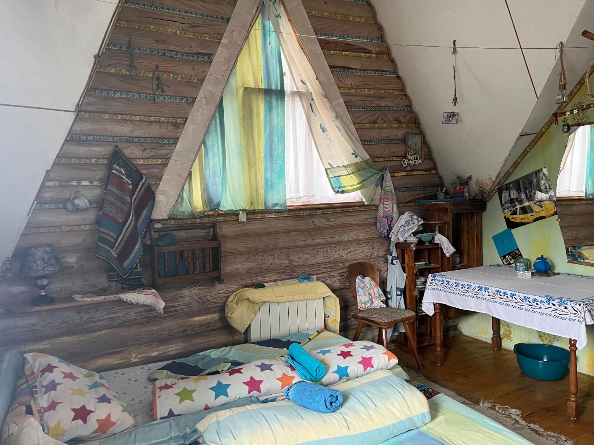 Hotel Piatkovskiy Pilipets エクステリア 写真